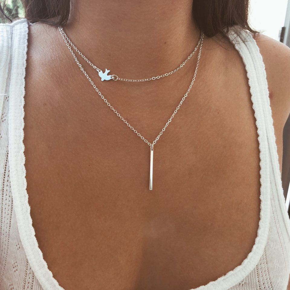 Clavicle sweater necklace