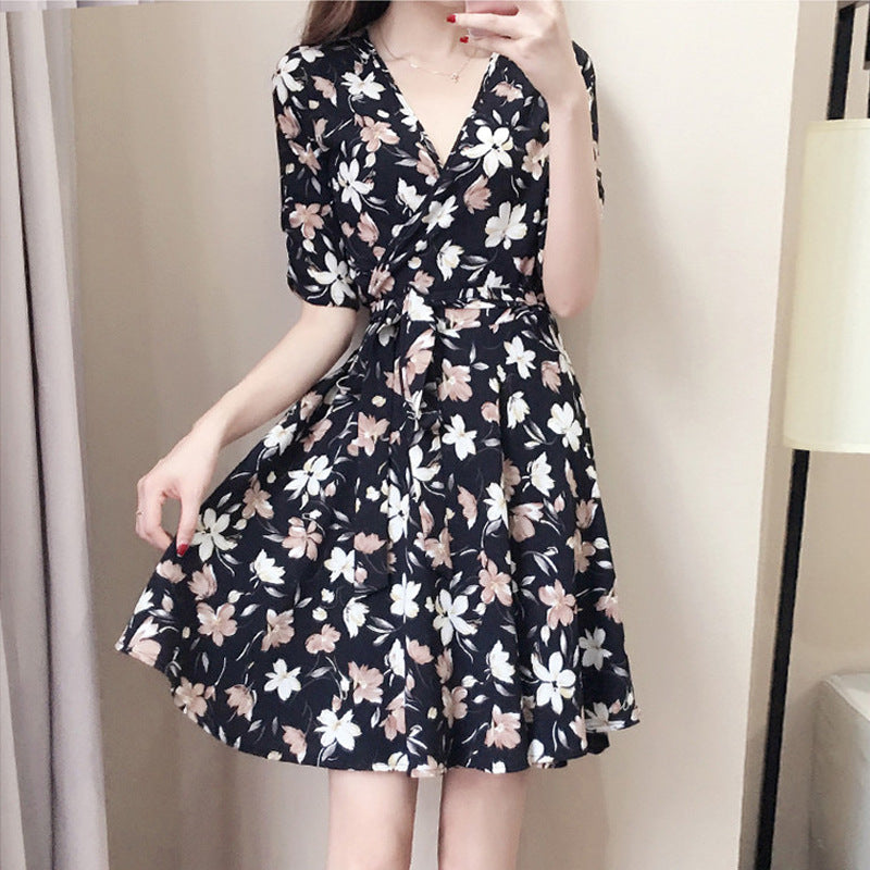 Floral V-Neck Dress Women's Small Fresh Mid-Length