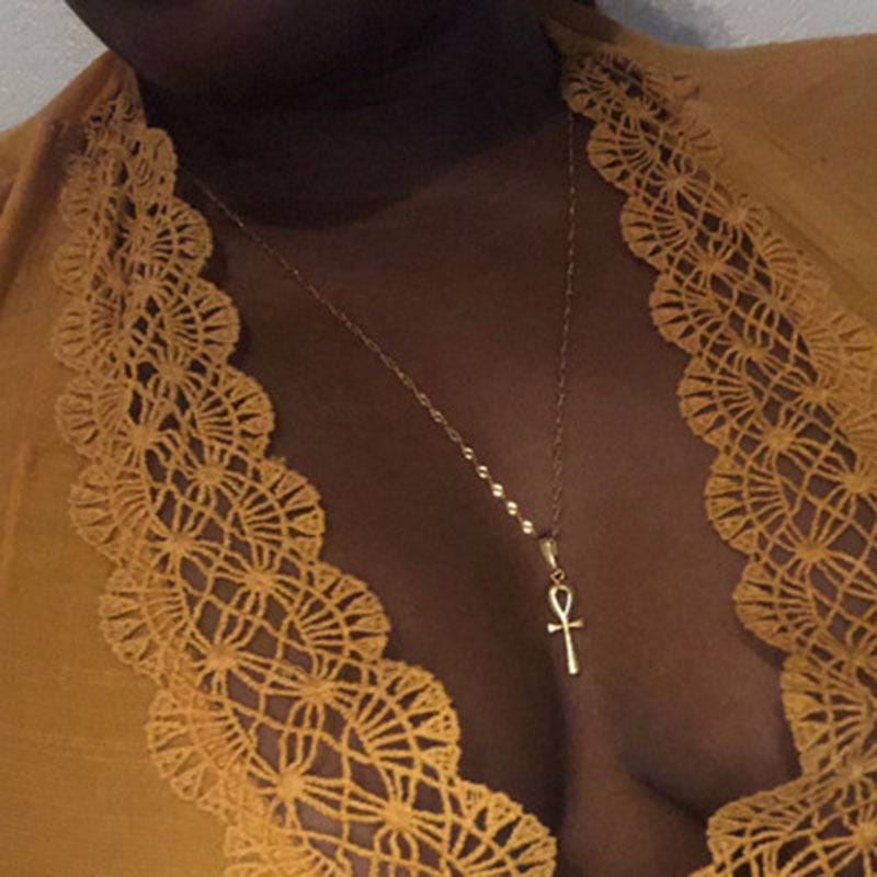 Metal Cross Pendant Necklace