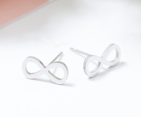 Popular simple earrings