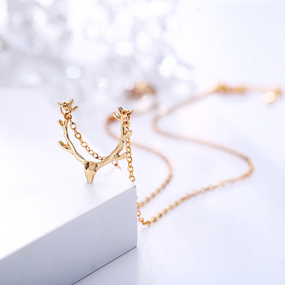 Creative Retro Golden Animal Elk Pendant Necklace Female