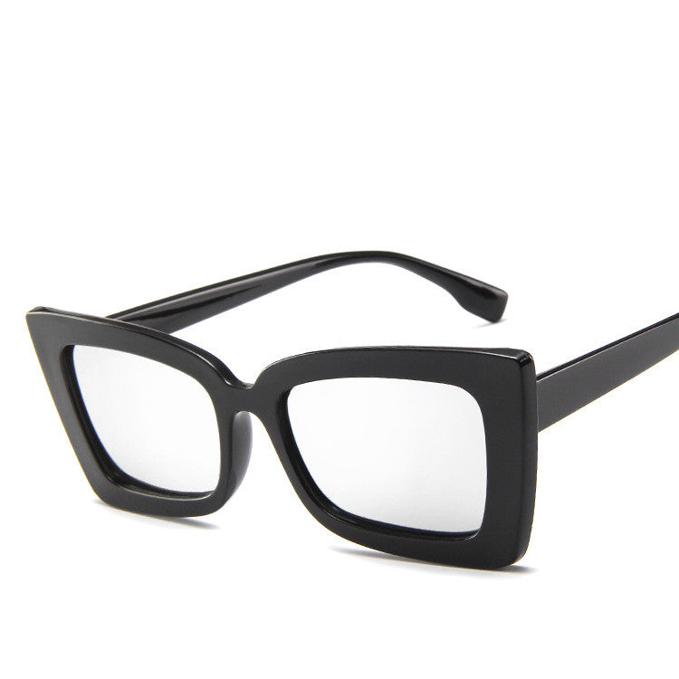 Retro personality square sunglasses