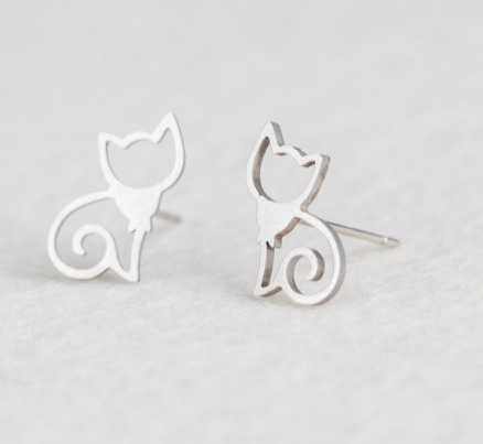 Popular simple earrings