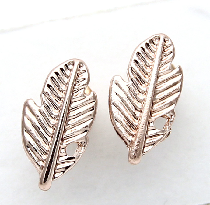 European and American jewelry popular feather shape leaf earrings