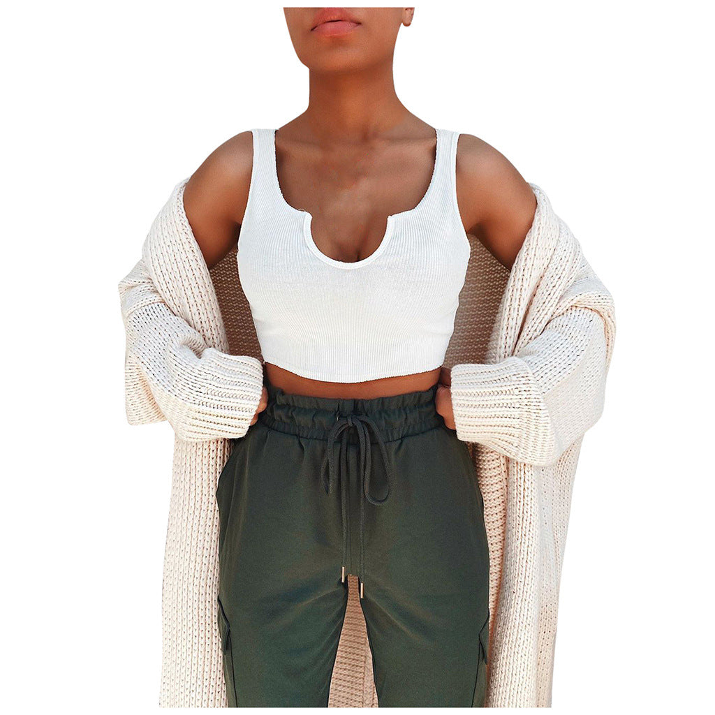 Slim-fit camisole with a bottoming shirt