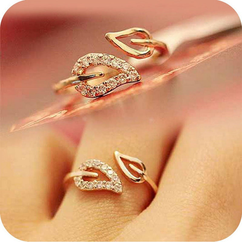 Fashion Simple Golden Leaf Rhinestone Ring