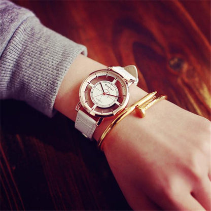 Double-sided hollow quartz watch