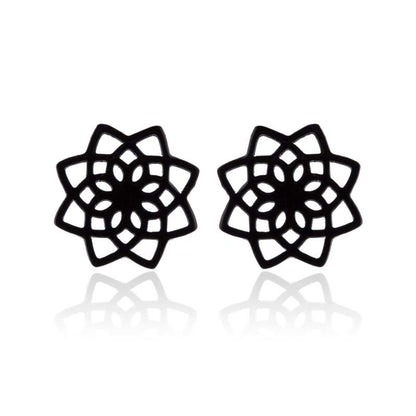 Flower shape earrings