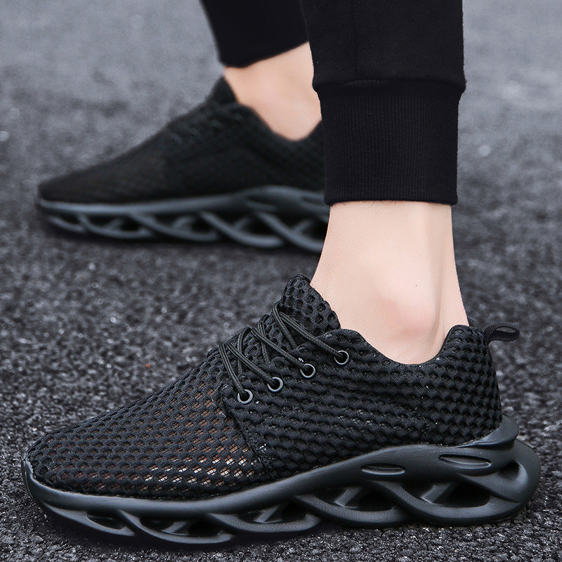 Large Size Men's Sports And Leisure Mesh Shoes