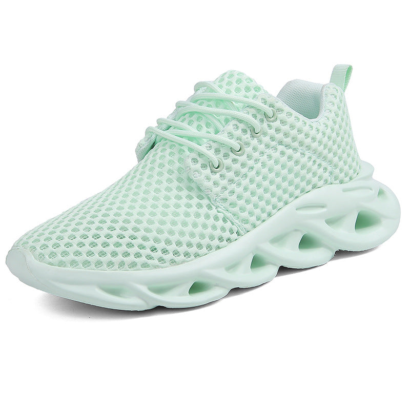 Large Size Men's Sports And Leisure Mesh Shoes