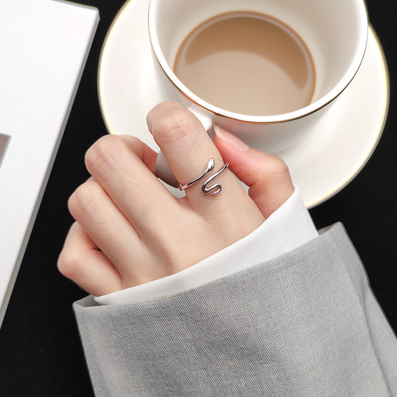 Fashion Lady Personality Snake-shaped Alloy Ring