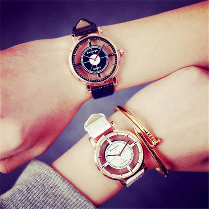 Double-sided hollow quartz watch