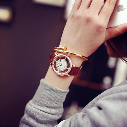 Double-sided hollow quartz watch