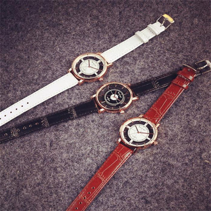 Double-sided hollow quartz watch