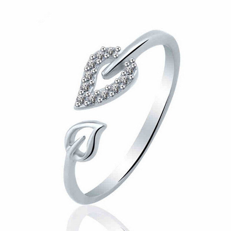Fashion Simple Golden Leaf Rhinestone Ring