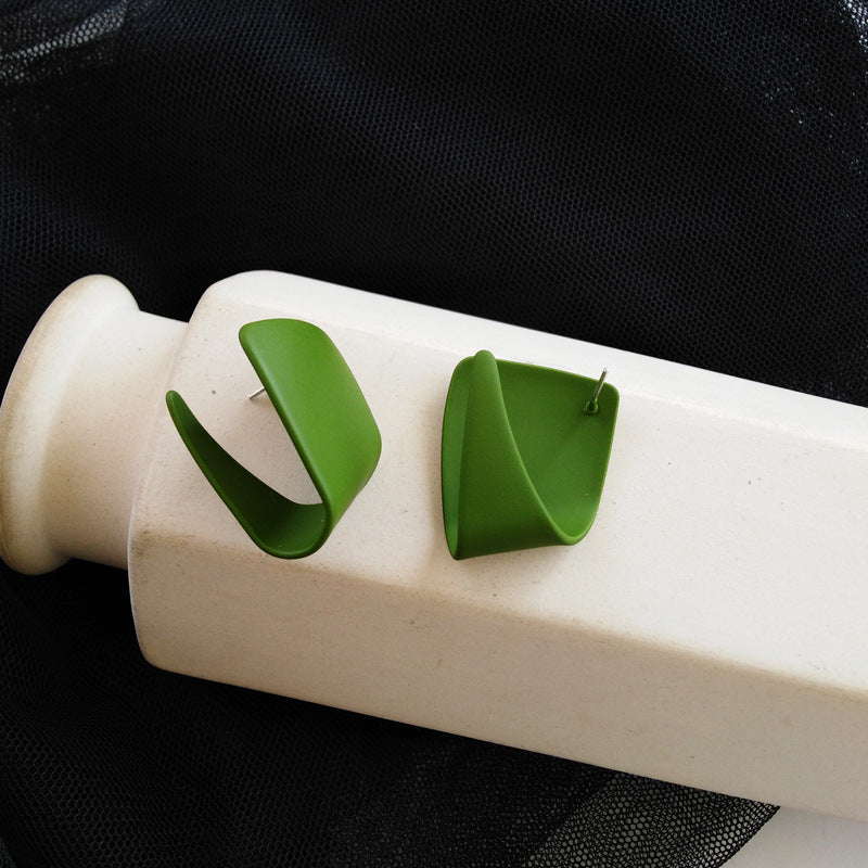 Feminine Simple And Exaggerated Creative Earrings