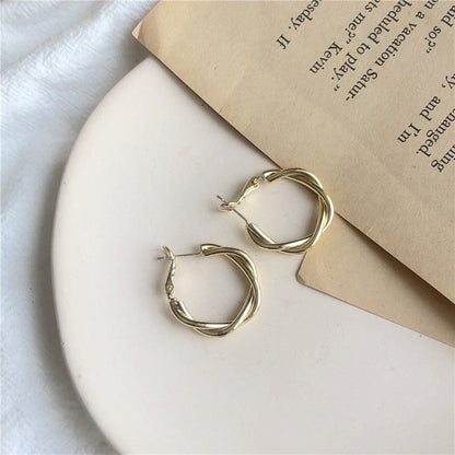 Feminine Simple And Exaggerated Creative Earrings