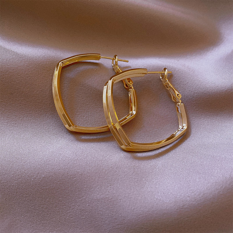 New Personalized Niche Design Earrings