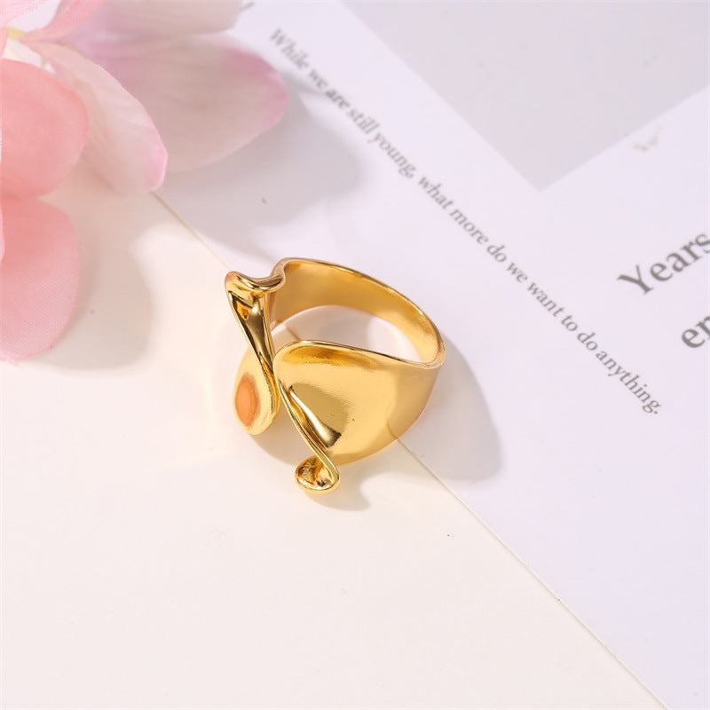 Solid geometry lady ring