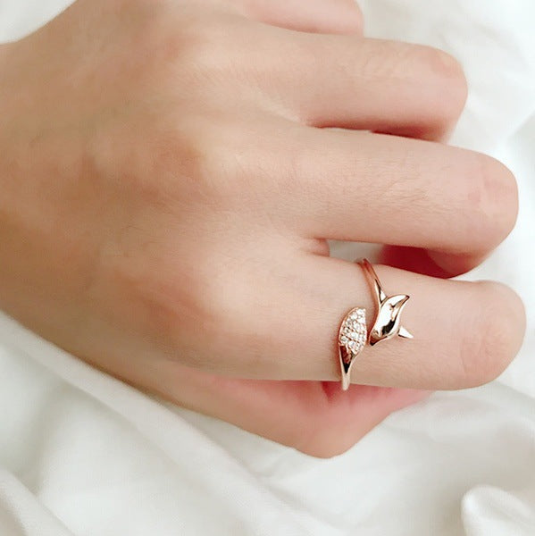 Lovely rose gold fox ring