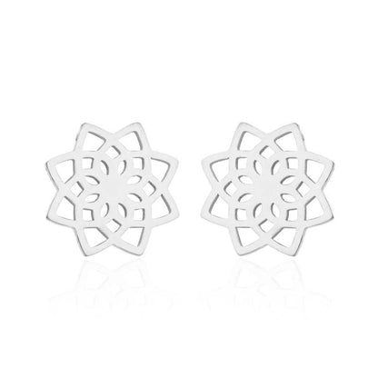 Flower shape earrings