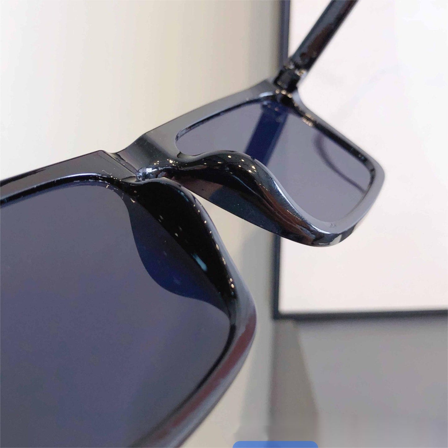 Men's And Women's UV Protection Street Style Sunglasses