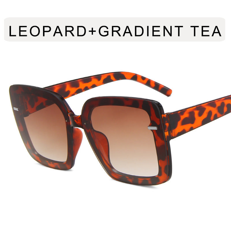 Women's Fashion Large Frame Square Rice Nail Sunglasses