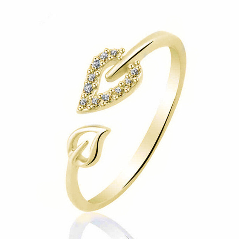 Fashion Simple Golden Leaf Rhinestone Ring