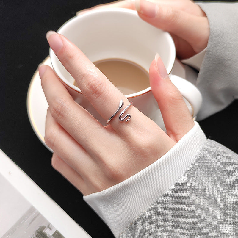 Fashion Lady Personality Snake-shaped Alloy Ring